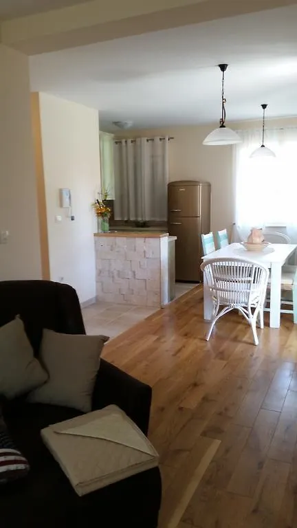 Apartments Rustic Biograd Na Moru